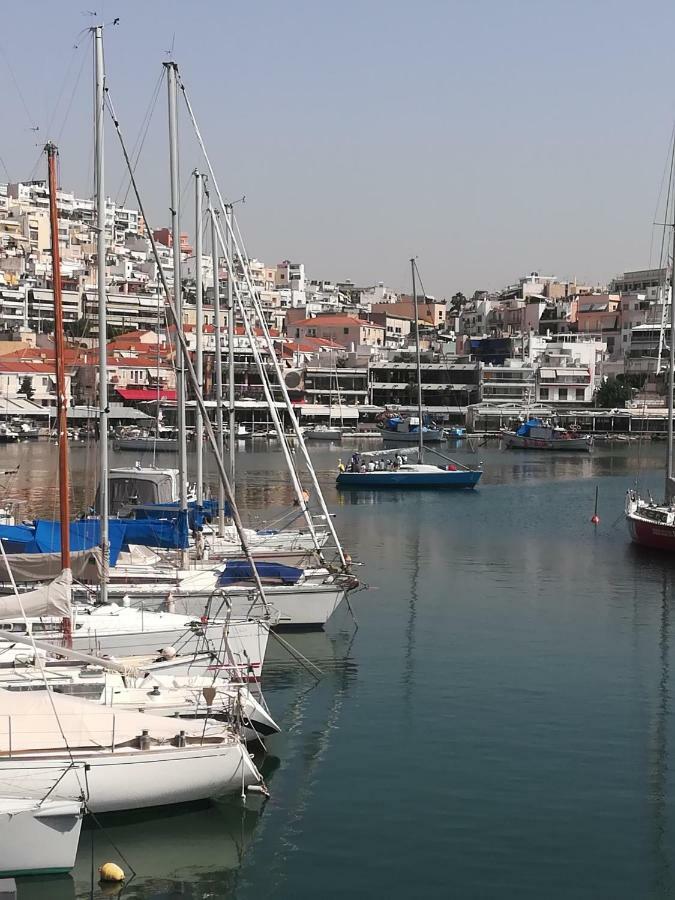 Port'S Little Gem Apartment Piraeus Exterior photo